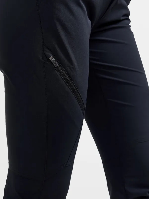 1910393-999000_ADV Explore Tech Pants W_Closeup5.jpg